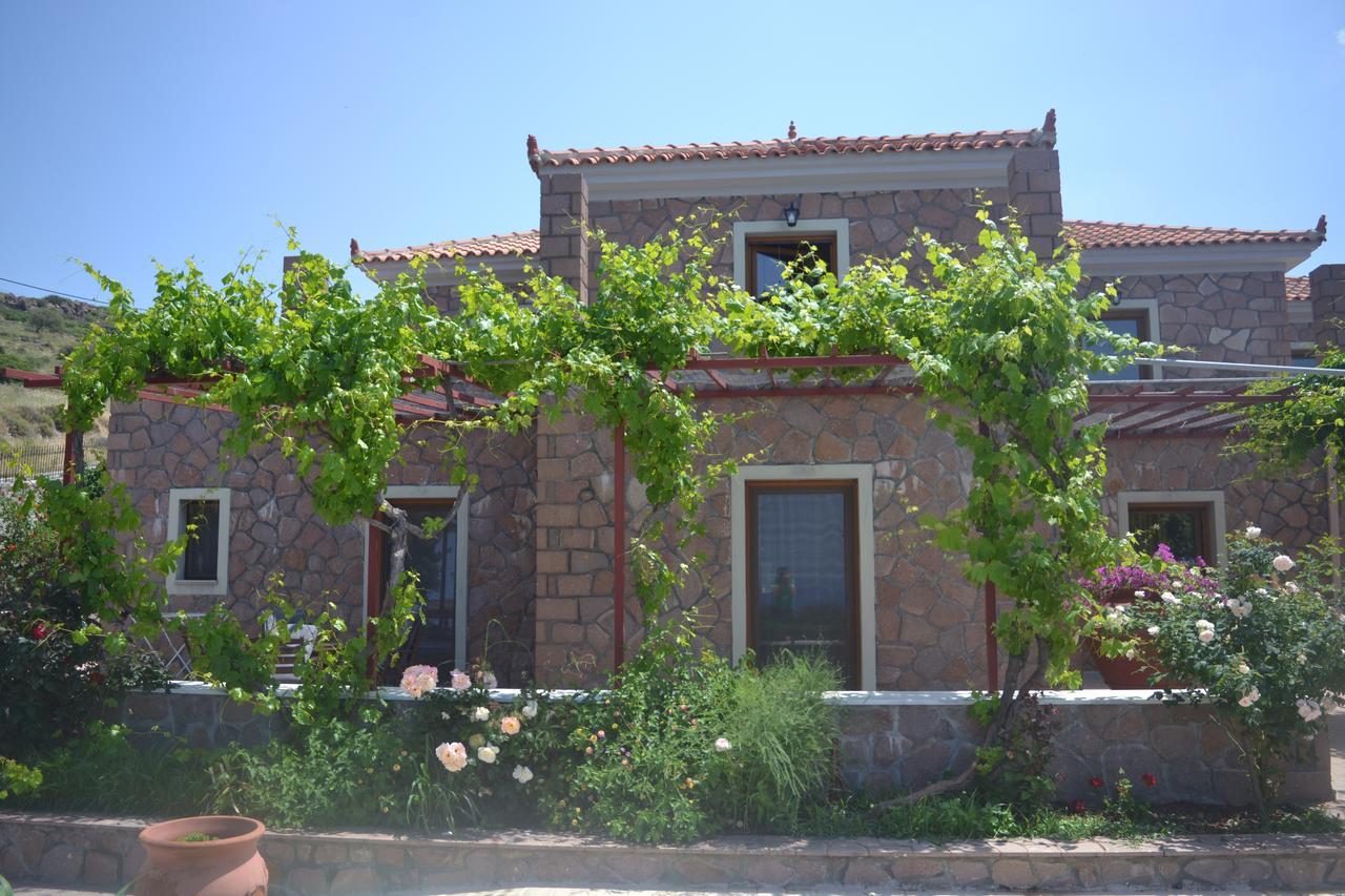 Molivos Castle Apartments Mithymna Exterior photo